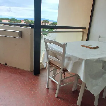 A 50m De La Du Lydia - Draps Et Serviettes Non Fournis Apartmán *